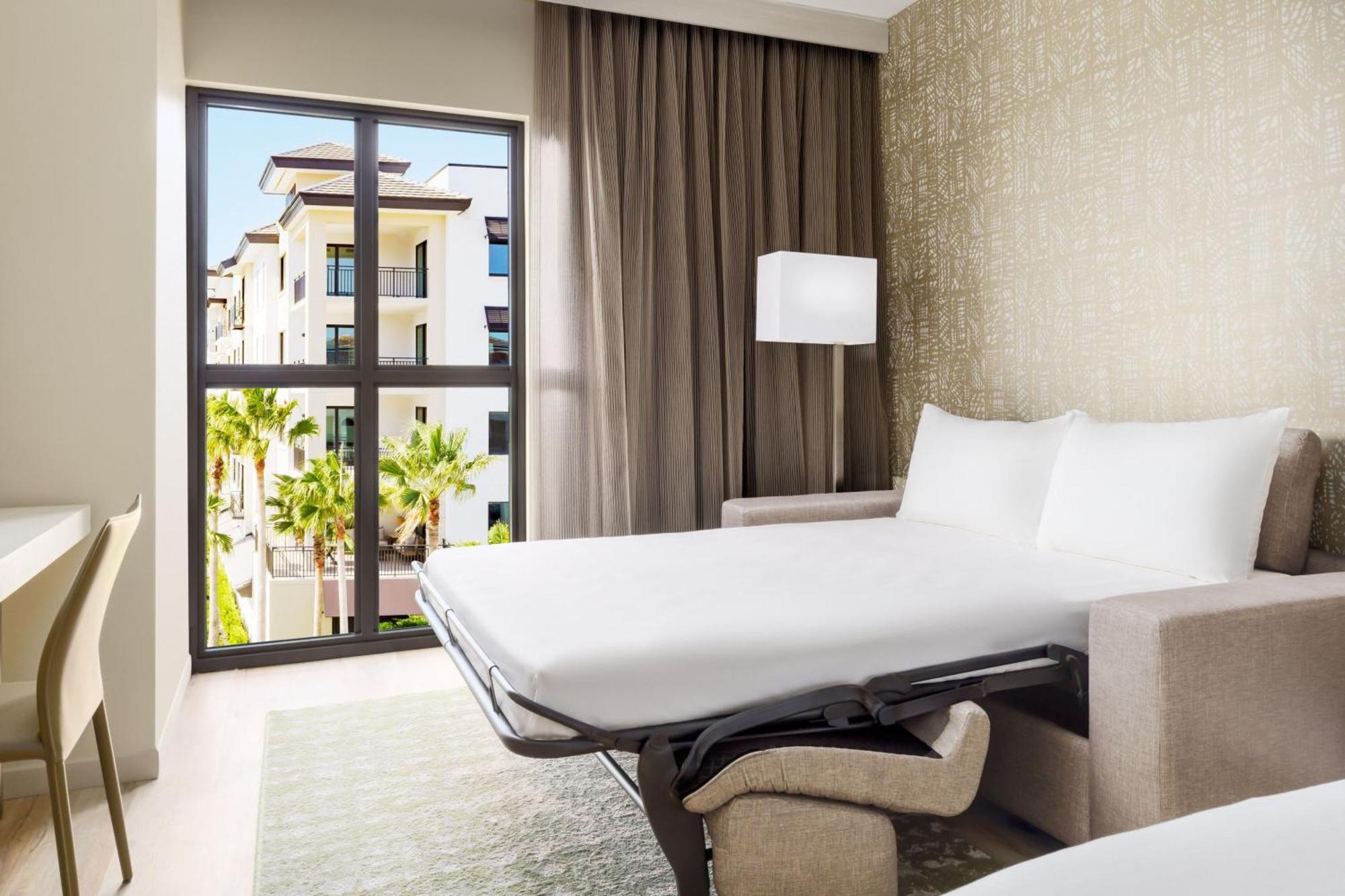 Ac Hotel By Marriott Naples 5Th Avenue Exterior photo
