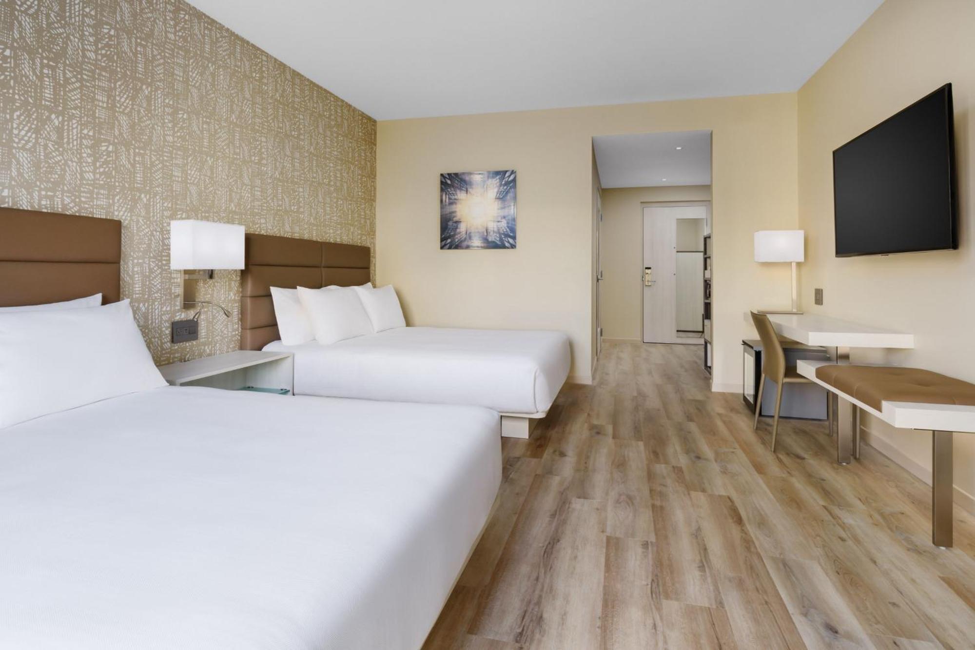 Ac Hotel By Marriott Naples 5Th Avenue Exterior photo