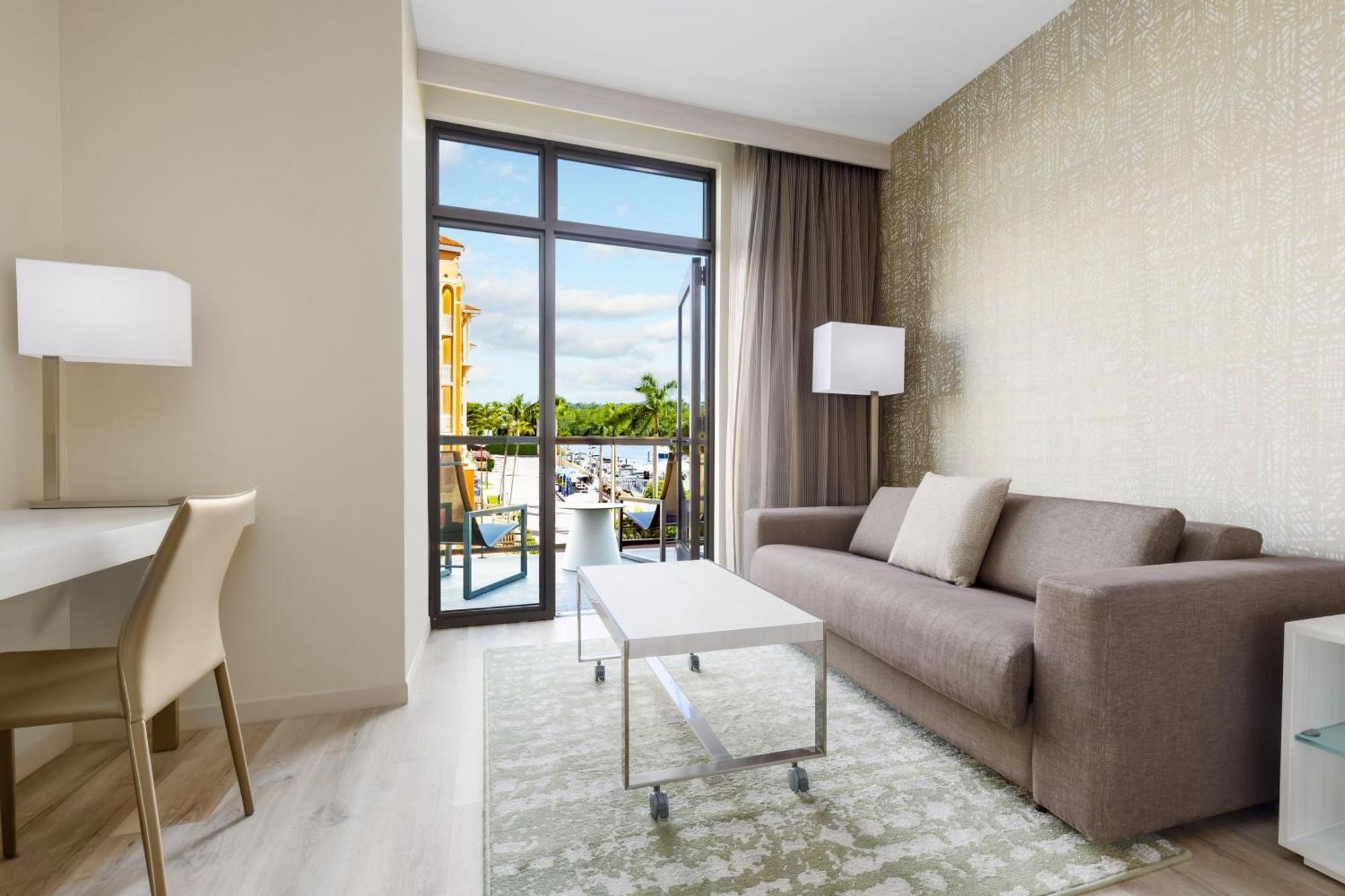 Ac Hotel By Marriott Naples 5Th Avenue Exterior photo