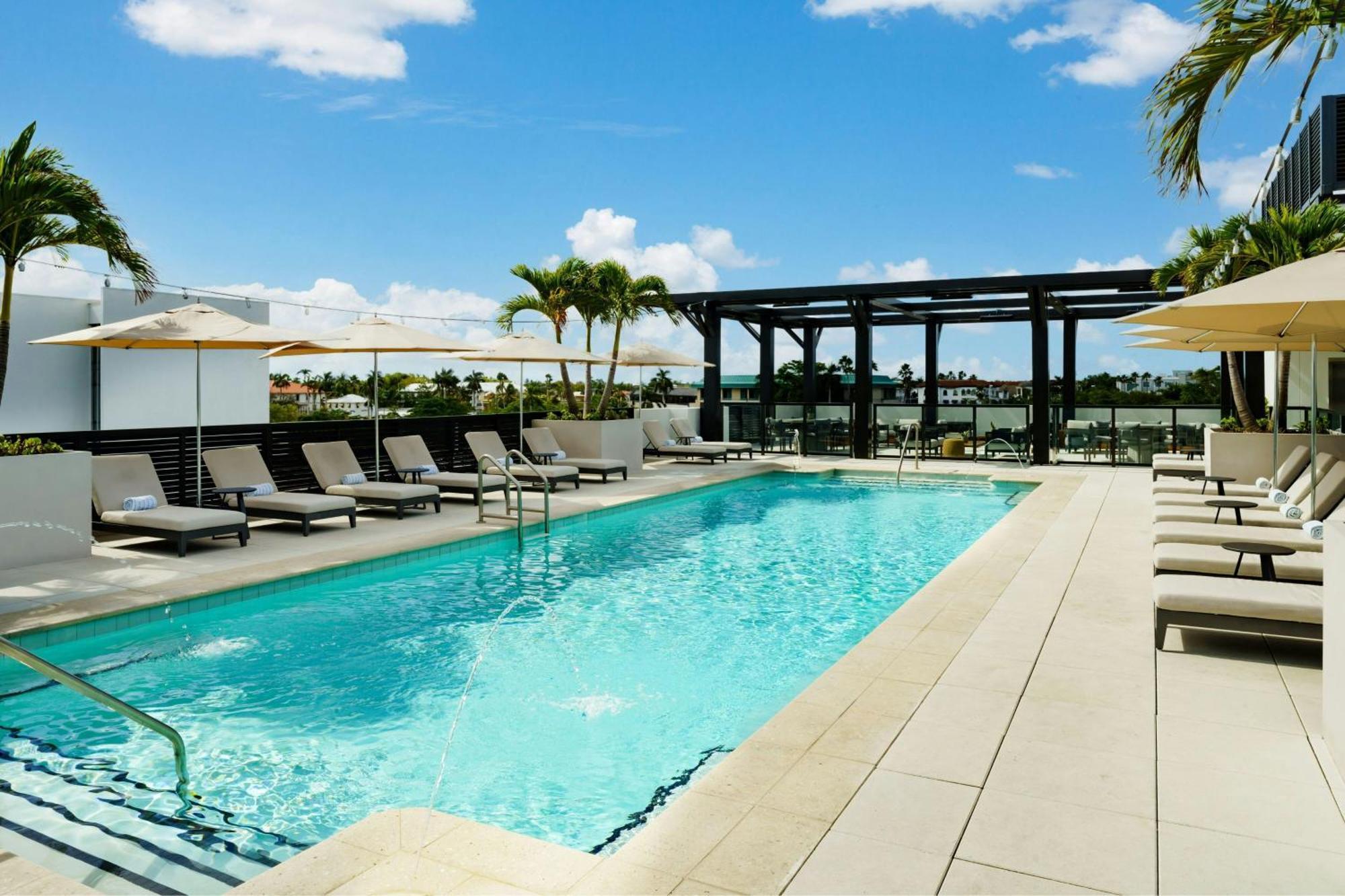 Ac Hotel By Marriott Naples 5Th Avenue Exterior photo